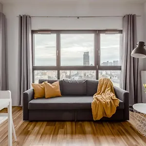 Апартаменты View, Варшава