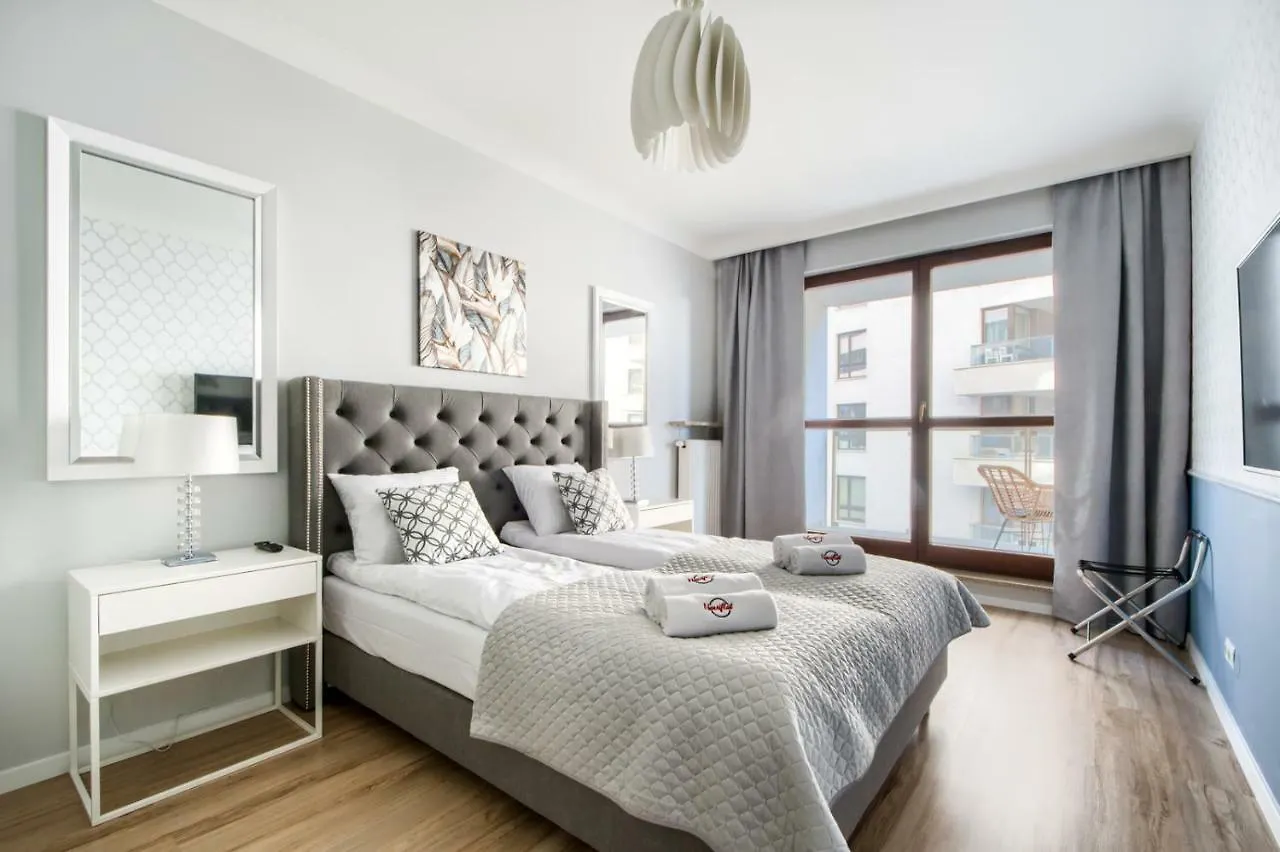 West Side Apartment Варшава
