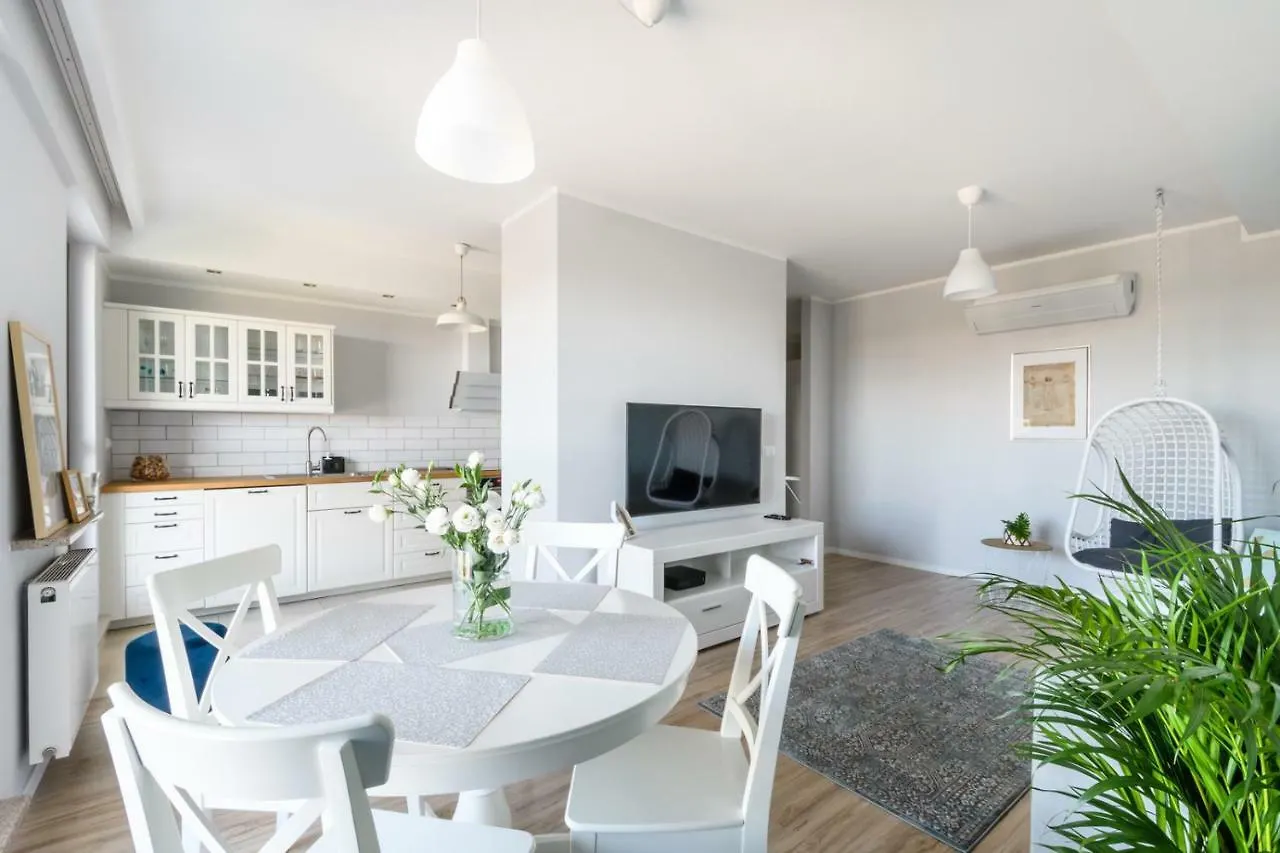 West Side Apartment Warsaw Poland