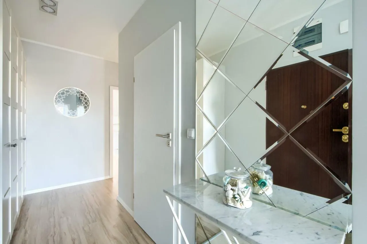 West Side Apartment Варшава